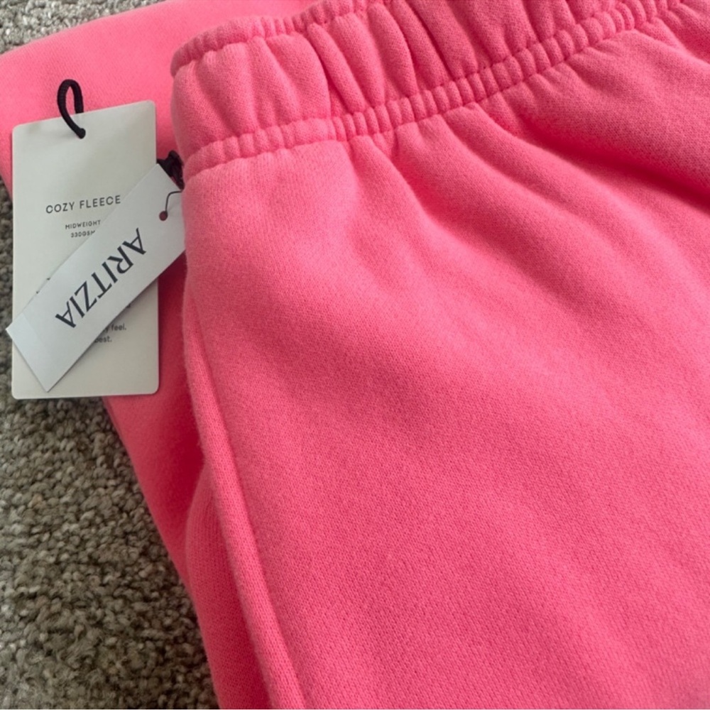 ISO ARITZIA SWEATFLEECE COZY FLEECE DREAMHOUSE PINK